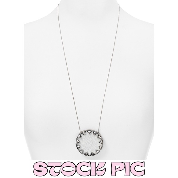 House of Harlow 1960 Sunburst Pendant Necklace in Silver Tone w/ White Leather - Picture 6 of 10